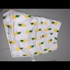 Old navy pineapple shorts
